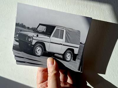 Bildpostkarte: Puch G, ein Prototyp. Dank des Archivs von Konstrukteur Markus Rudolf wissen wir heute noch, was damals unterwegs war, denn so viel ich weiß, existieren diese Fahrzeuge schon lang nicht mehr. Wir dürfen für die kommende Veranstaltung kostenlos eine Bildpostkarte an Fans weitergeben.