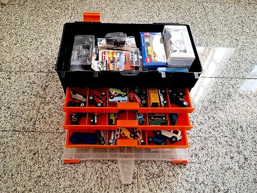 Vorsortieren und für den Transport verpacken.