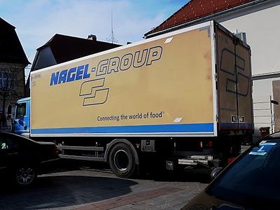 …und viele machen da draußen ihren job, damit ich zuhause meinen job machen kann.