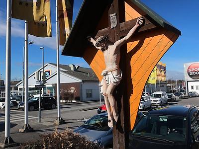 GLD007: Wegkreuz beim GEZ