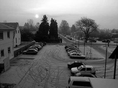 2001: beginn der rathausgasse. noch kein komplex generationenwohnen, noch kein haus der musik.