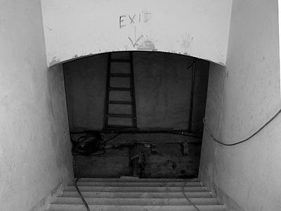 2007: rathaus-umbau, der abgang zum „museum im rathaus“.