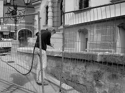 ich sehe, hier gib es wache und kritische geister, die mein faible für momente des umbruchs als ein jammern verstehen: ja herr kusch, und an der ecke beim GEZ gibt es keinen bankomaten mehr, wäre ja auch was zum jammern. ein mißverständnis! ( Die Details )