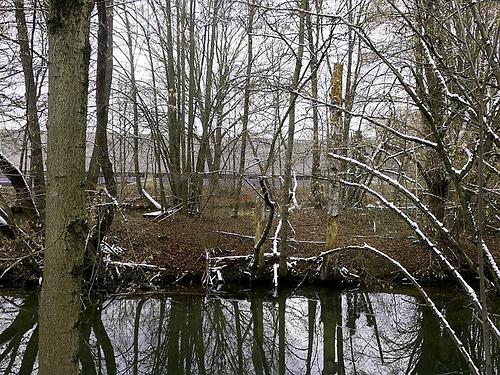 Diese Einmündung sehen Sie genauer auf dem letzten Foto dieser Seite. (Zum Vergrößern anklicken!)