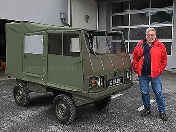 Autor Martin Krusche mit einer Grazer Rarität: das Vorserienmodell des Steyr-Puch Haflinger, der 600 AP. (Foto: Martin Krusche)