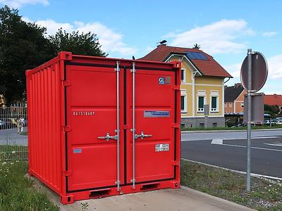 diese konzentrierte nützlichkeit, weit schöner als jede ambitioniert gestaltete werkzeughütte aus dem baumarkt.