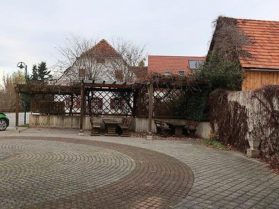 HOF028: Das ganze Ensemble ist eine Station des R11 Raabtal Radweg Hofstätten 