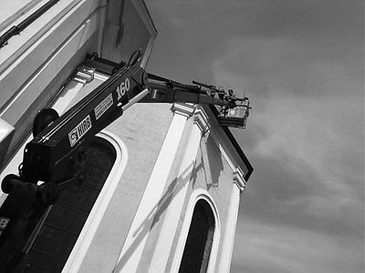 so auch bei der kirche, was schwindelnde höhe bedeutet. übrigens: den brunnen am kirchriegel hatte ich völlig vergessen.