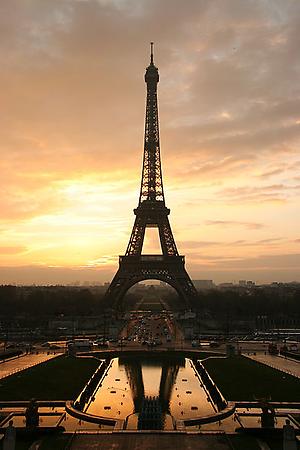 hier ist ein Bild von Paris