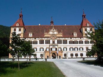 Graz_Schloss_Eggenberg_front_facade.jpg
