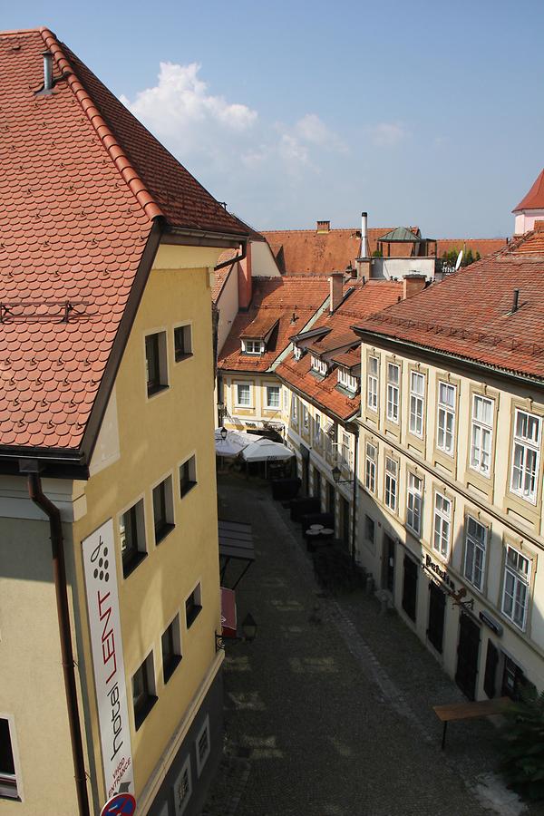 Lent seen from the Old Bridge