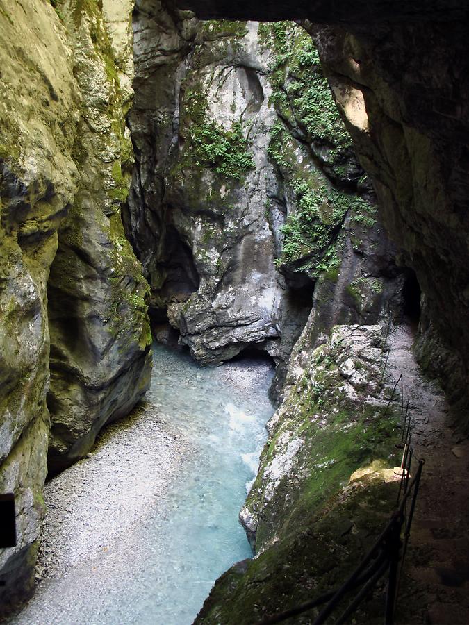 Tolmin Gorge - Hot Spring