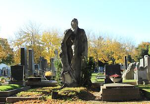 Grabdenkmal für einen Jüngling, Zentralfriedhof Wien
