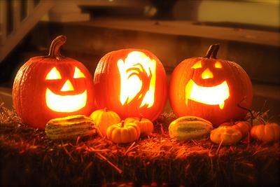 Jack O Lantern wundert sich wieder: Merkwürdig, dass das Wort 'Halloween' stark an 'Hallo Wien' erinnert. Es wird ein Wein sein ... Huuuuuu - Foto: Robert Davis, Pixabay