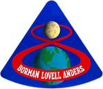 Apollo 8-Emblem, entworfen von Jim Lovell - Foto: NASA, Wikimedia Commons -Eingeschränkt gemeinfrei Apollo 8-Emblem, entworfen von Jim Lovell - Foto: NASA, Wikimedia Commons -Eingeschränkt gemeinfrei