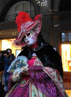 Maske und Kostüm, Karneval in Venedig