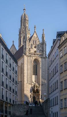 Maria am Gestade, vom Passauer Platz aus gesehen, Wien-Innere Stadt - Foto: Thomas Ledl, Wikimedia Commons - Gemeinfrei