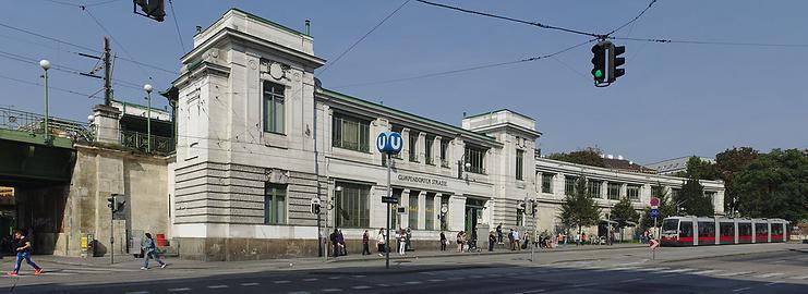 U-Bahn-Haltestelle Gumpendorfer Straße (ehem. Stadtbahn-Station)