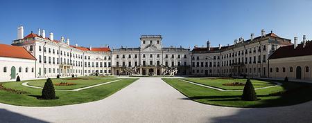 Schloss Esterházy, Fertőd
