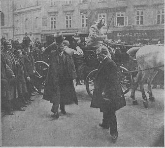 Roosevelt trifft beim Hotel Krantz ein