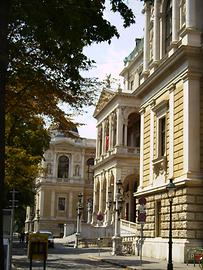 Universität Wien Hauptfassade