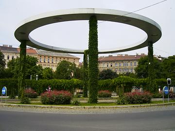 Beleuchtungsanlage, Gaußplatz, Wien-Brigittenau