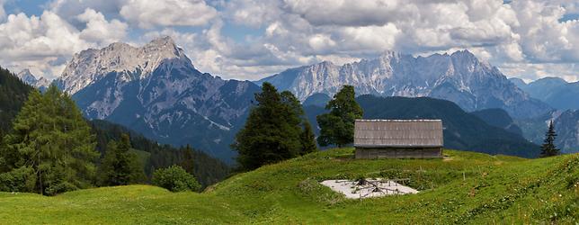 Grabneralm gegen Buchstein und Gesäuse