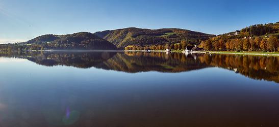 Blick von Norden über den See in Richtung Herbersteinklamm