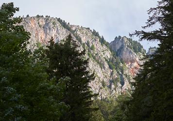 Einblick in die Wandfluchten der Roten Wand