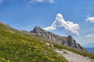 Hochturm mit Wolkenturm