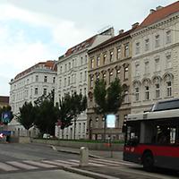 Foto: Doris Wolf, 2010; Bauernfeldplatz