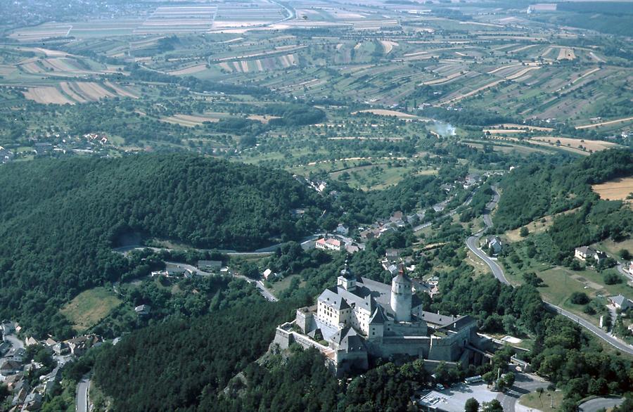 Burg Forchtenstein aus der Luft