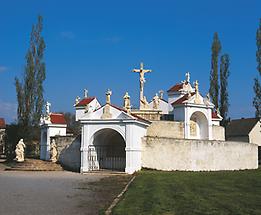 Kalvarienberg neben der Basilika