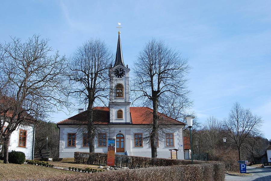 Evangelisches Schul- und Bethaus