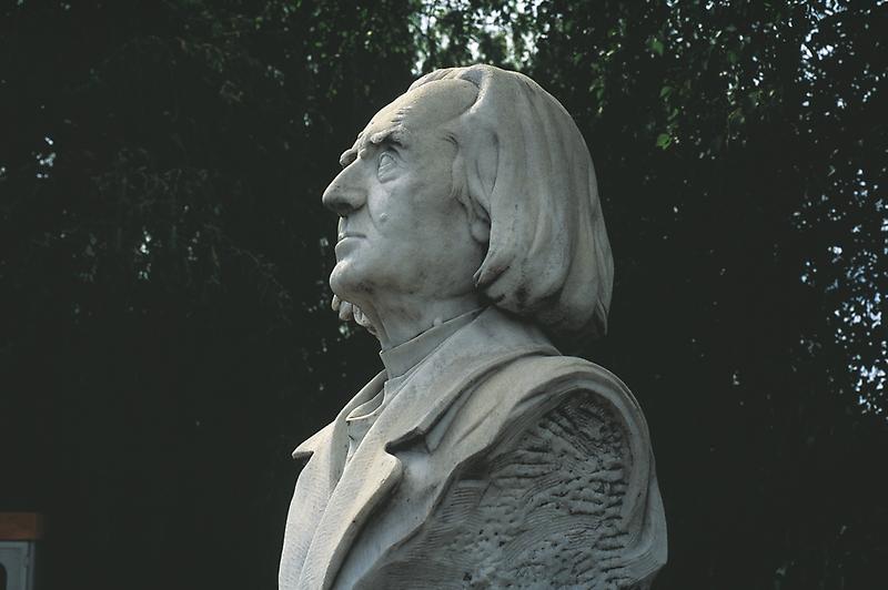 Franz Liszt Büste in Raiding, © Österreich Werbung/Diejun