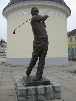 Plastik Golfspieler von Josef Lehner 2009