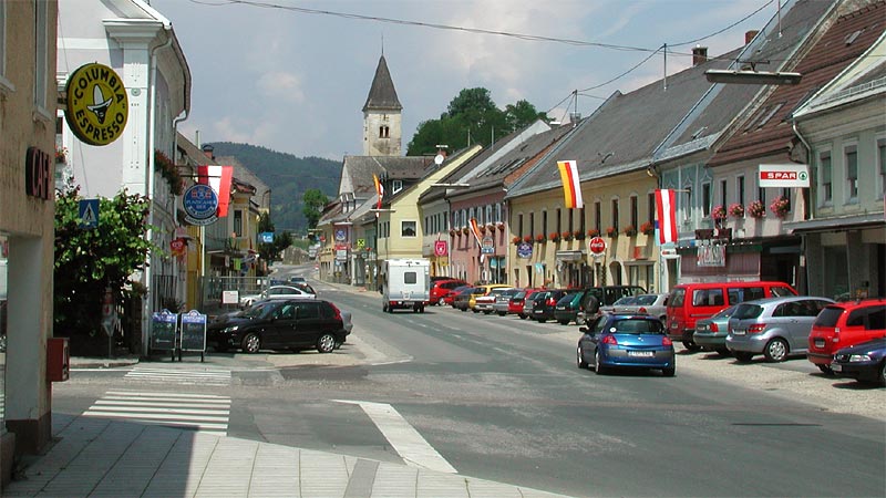 Lavamuend - Blick über den Marktplatz