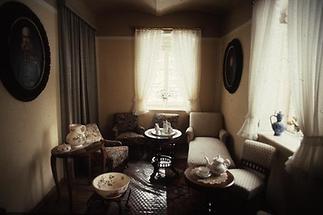 Teesalon im ehemaligen Jagdschloss Mayerling