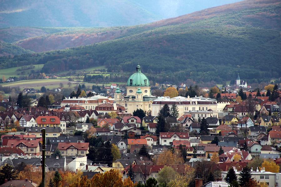 Margaretenkirche und umgebendes, denkmalgeschütztes Ensemble