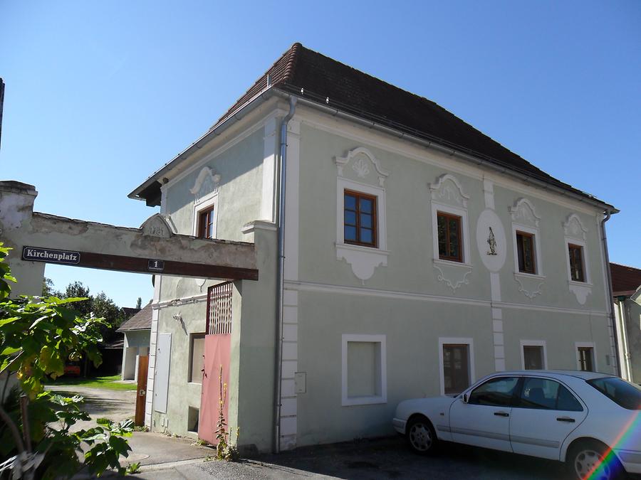 Bürgerhaus, ehem. Forsthaus Kirchenplatz 1 in Breitenau (Niederösterreich)