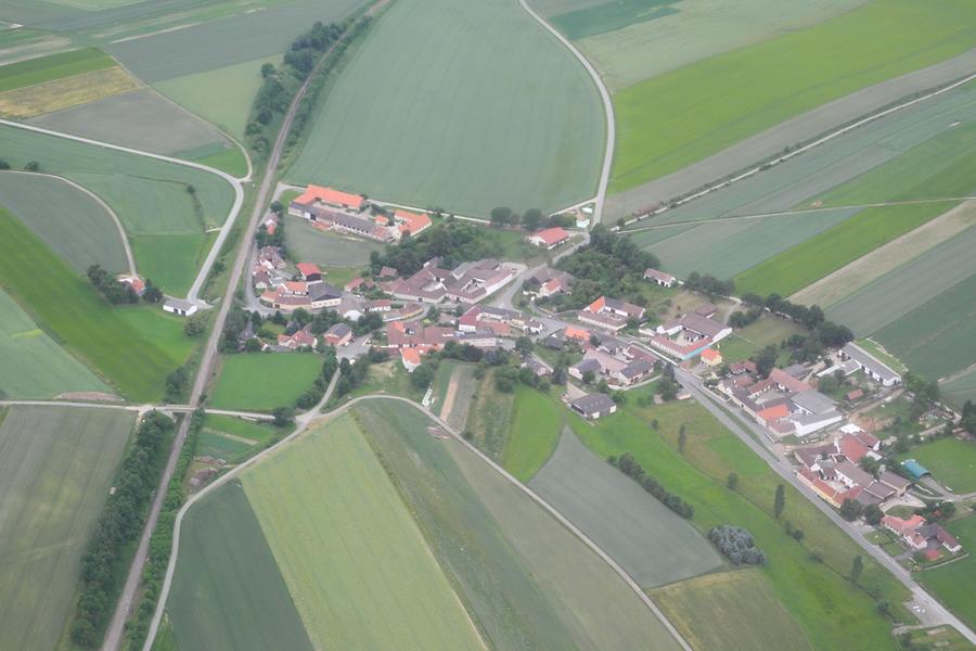 Irnfritz-Messern - Blick von oben auf den Ort