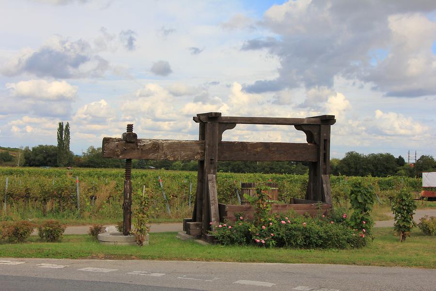 Pfaffstätten - Historische Weinpresse