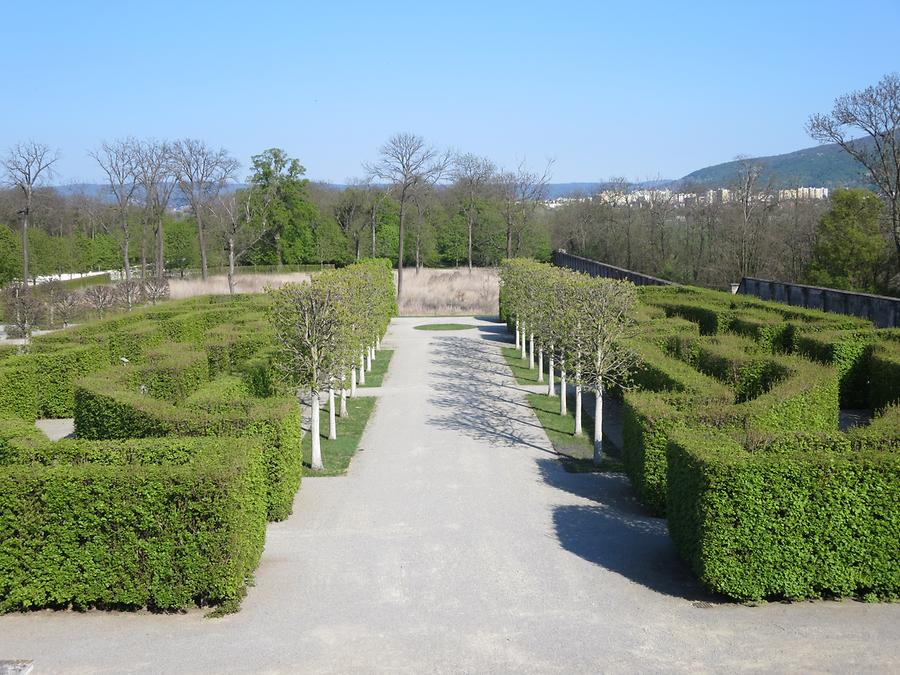 Barockgarten (Terrasse 4 rechts)