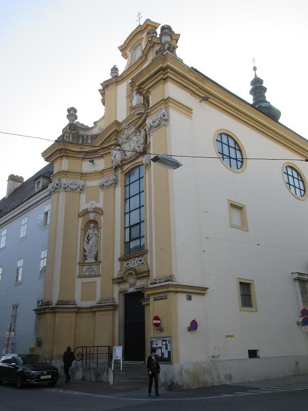 Rathausplatz 12 - Franziskanerkirche