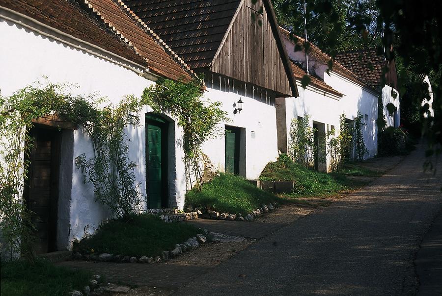 Staatz - Kellergasse