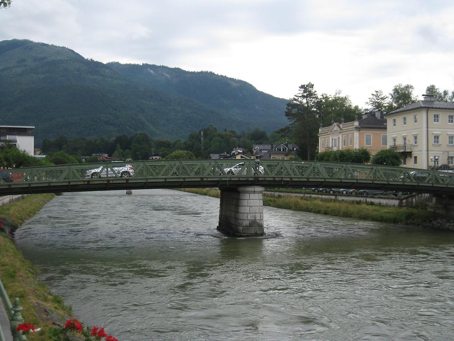 Elisabeth-Brücke über die Traun