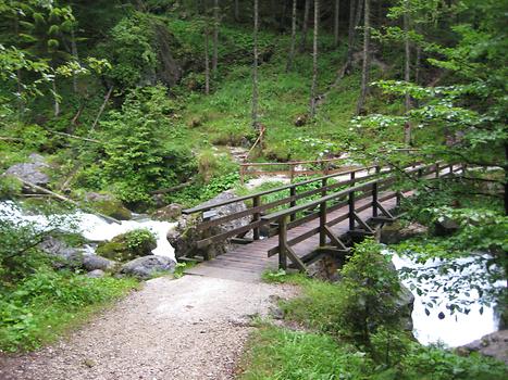 Echerntal, Waldbach