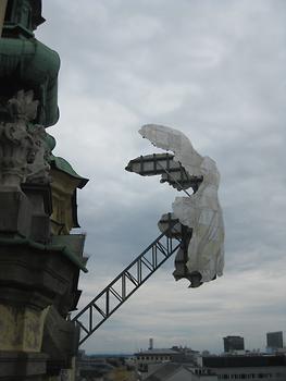 Skulptur Nike von Haus Rucker & Co