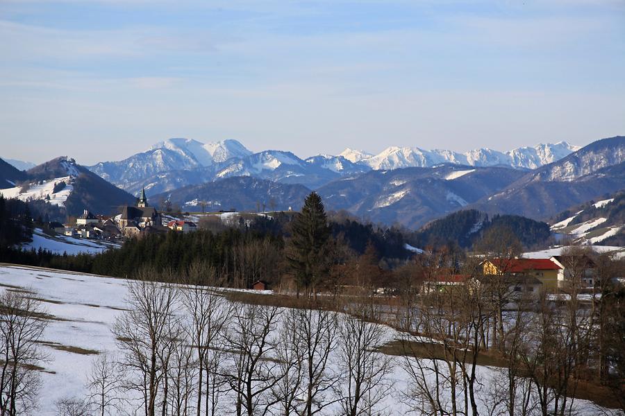 Maria Neustift mit Reichraminger Hintergebirge und Sengsengebirge