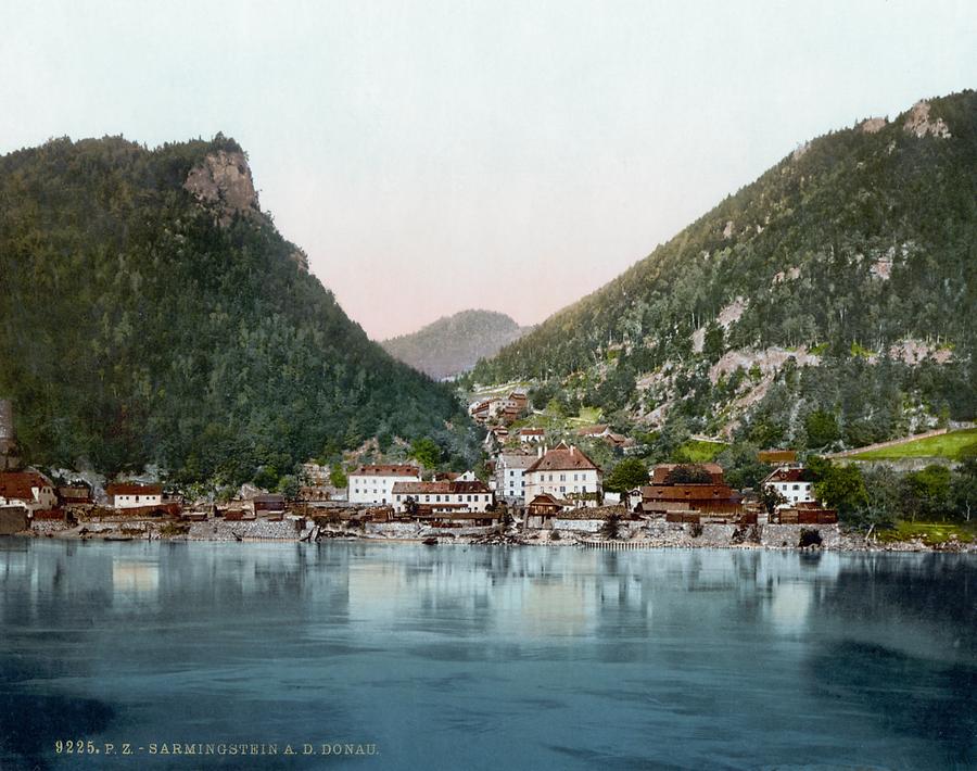 Sarmingstein an der Donau um 1900.